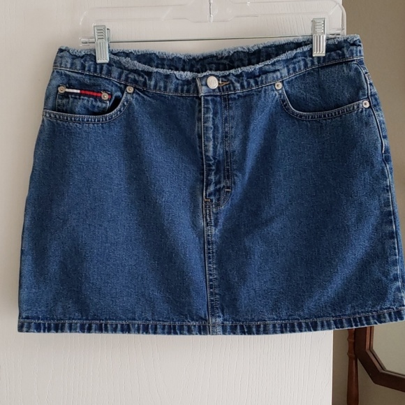 tommy jean skirt